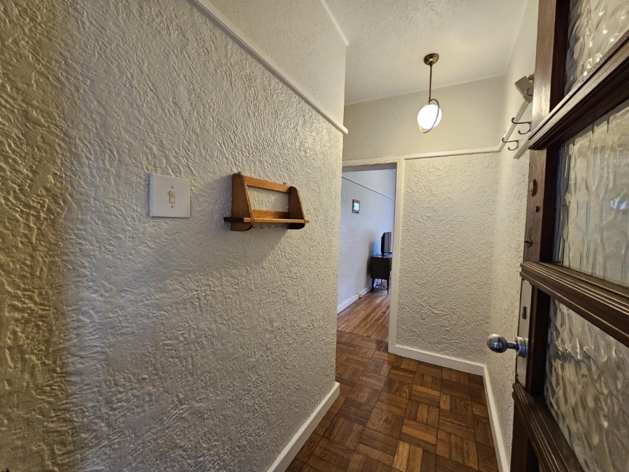 To Let 1 Bedroom Property for Rent in Gardens Western Cape